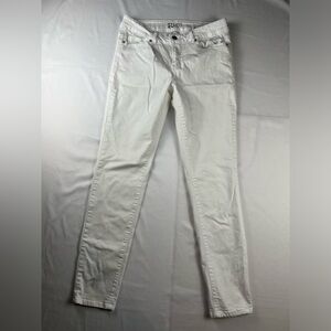 R1893 - Women’s Jeans - White - Size 10 - Skinny Jeans
